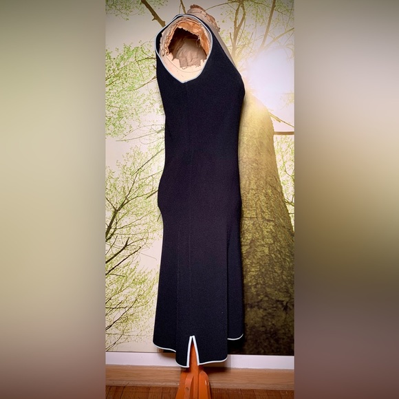 BCBG MAXAZRIA two piece dress suit - Picture 11 of 16